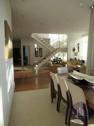 Imagem Casa de 615 m² com 4 suítes para Venda por R$ 4.540.000,00- Alphaville