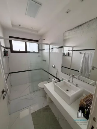 Imagem Apartamento MOBILIADO à Venda com 4 Suítes e 4 Vagas de Garagem