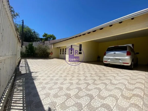 Imagem Casa á venda em Cambezinho