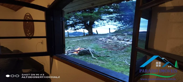 Imagem Seu Refúgio na Serra da Mantiqueira: Vista Panorâmica e Sustentabilidade!