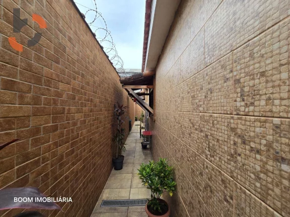 Imagem Casa com 3 dormitórios à venda, 213 m² por R$ 850.000,00 - Califórnia - Nova Iguaçu/RJ