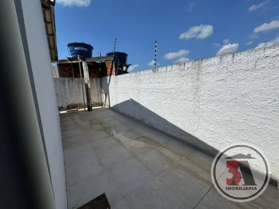Imagem Casa nova com piscina no Grenville