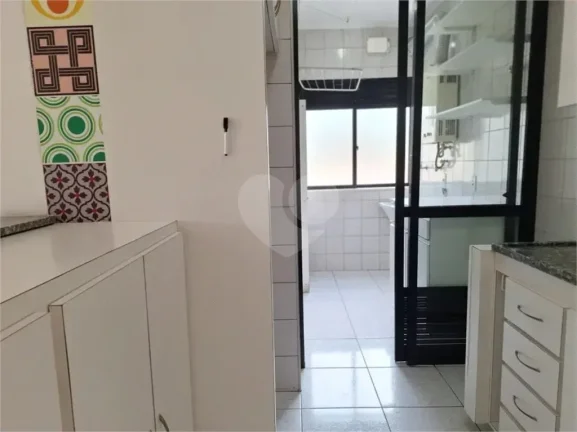 Imagem Apartamento à venda com 3 quartos, sendo 1 suíte, no condomínio Colombina Park, São Paulo - SP