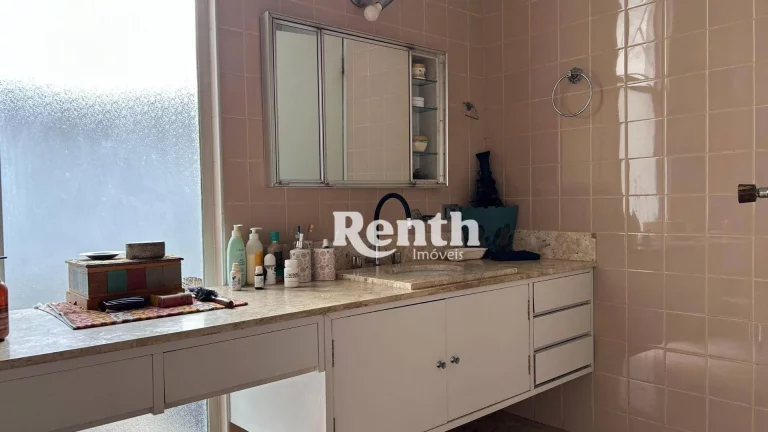 Imagem Sobrado com 5 dormitórios à venda, 423 m² por R$ 1.800.000,00 - Centro - Rio Claro/SP