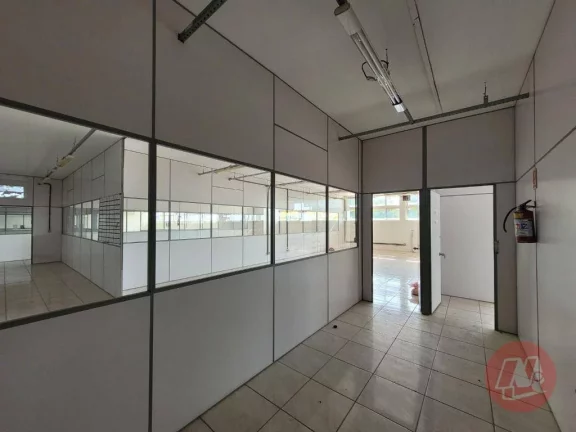 Imagem Prédio para alugar, 3700 m² por R$ 74.703,51/mês - Navegantes - Porto Alegre/RS