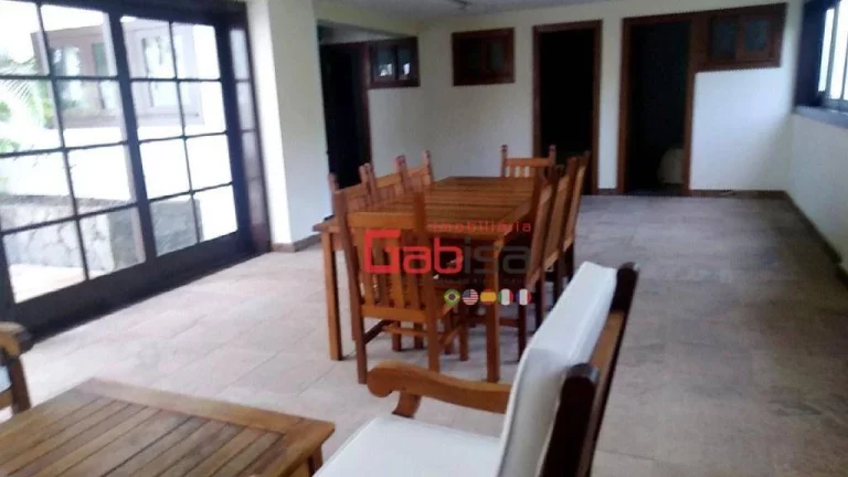 Imagem Casa com 5 dormitórios à venda, 230 m² por R$ 2.450.000 - Geribá - Armação dos Búzios/RJ