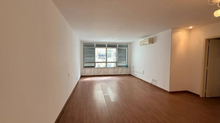 Imagem Copacabana – Rua Figueiredo Magalhăes | Residencial › Apartamento 3 quarto(s) à Venda