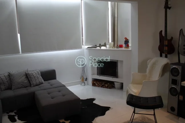 Imagem Bela cobertura com piscina privativa aquecida e churrasqueira.Home Theater com telão de 80p, 3 suit...