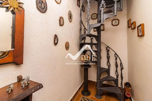 Imagem Casa tipo sobrado no Morro Santa Terezinha com 400m² de área construída.