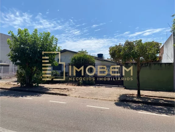 Imagem Casa de 3 quartos com suíte no Setor Residencial Norte de Sinop-MT: 120m² e garagem.
