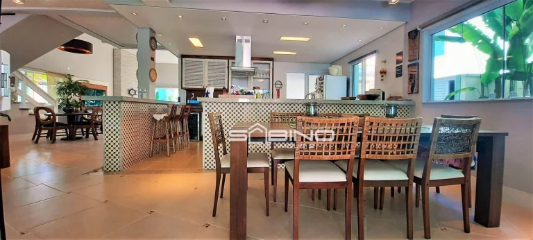 Imagem Casa para à venda na Riviera, com 5 dormitórios sendo 5 suítes, 329m² área construída 3 vagas