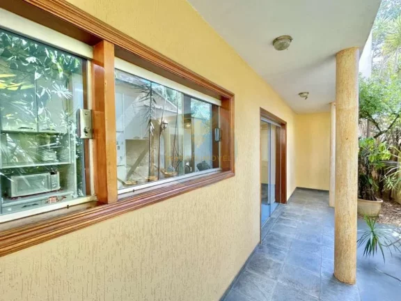 Imagem Casa em Condomínio a Venda no bairro Granja Viana - Cotia, SP