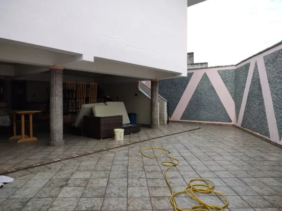 Imagem Imperdível casa à venda em São Paulo-SP, Vila Londrina: 5 quartos, 3 suítes, 7 banheiros, 5 vagas de garagem, 450m².