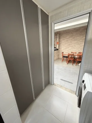 Imagem Casa estilo sobrado à venda - Área útil 120 m2 com 3 dormitórios sendo 1 suíte - 2 vagas - Condomíni