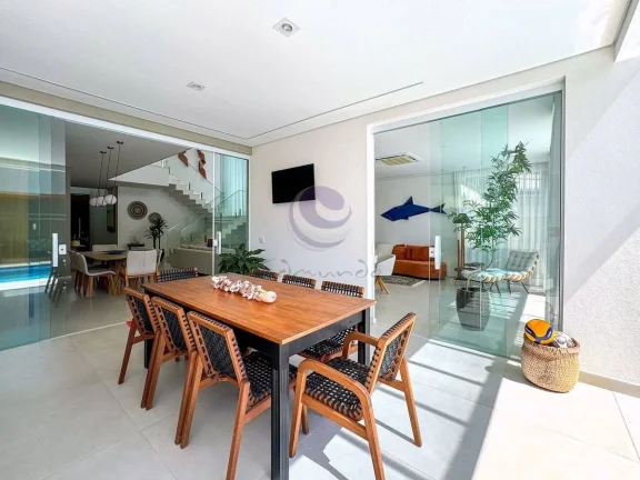 Imagem Villa Parasmo: Um Lar de Abraços e Inspirações no Jardim Acapulco.- Guarujá.