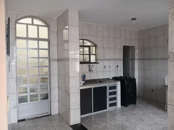 Imagem Casa à venda em Barbacena, Centro, com 3 quartos, 115m2