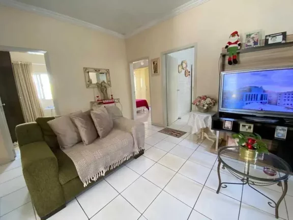 Imagem Casa com 4 dormitórios sendo 1 suíte e 5 vagas de garagem com piscina privativa - Balneário Camboriú