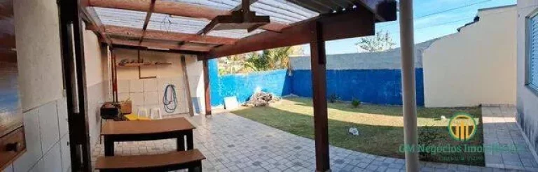 Imagem Casa térrea 3 dormitórios(sendo 1 suíte)com quintal em condomínio, centro