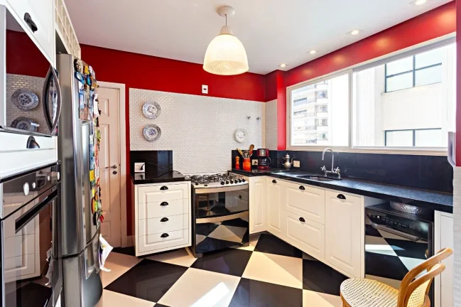 Imagem Apartamento 230M², 3Q, 1 Suíte, 2 Salas, 4 Banheiros, 1 Vaga, Banheira, Lavabo, Ar Condicionado Central, Banheiro de Serviço.