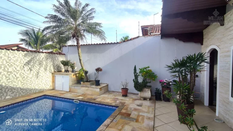Imagem Casa Isolada à Venda em Flórida, Praia Grande - SP