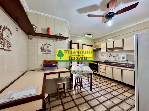 Imagem Cobertura de Luxo à Venda em Caraguatatuba-SP, Martim de Sá: 4 Quartos, 2 Suítes, 3 Salas, 3 Banheiros, 2 Vagas, 186m².