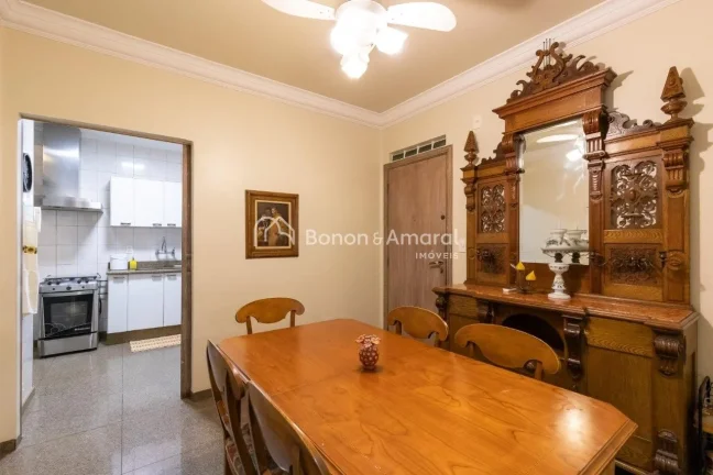 Imagem Situado no coração do Cambuí, um dos bairros mais desejados de Campinas, este apartamento oferece...