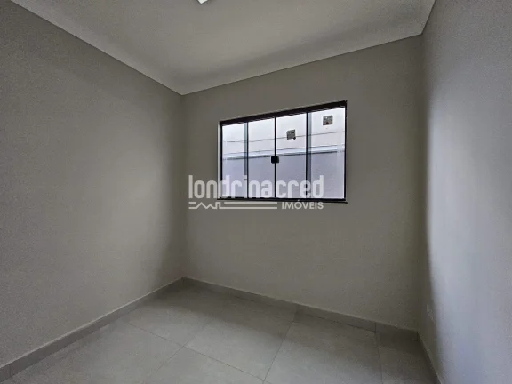 Imagem Casa à venda 3 Quartos sendo 1 Suite, 2 Vagas de garagem, churrasqueira integrada, 81 M² de construção, 125M² terreno, Coliseu, Londrina - PR
