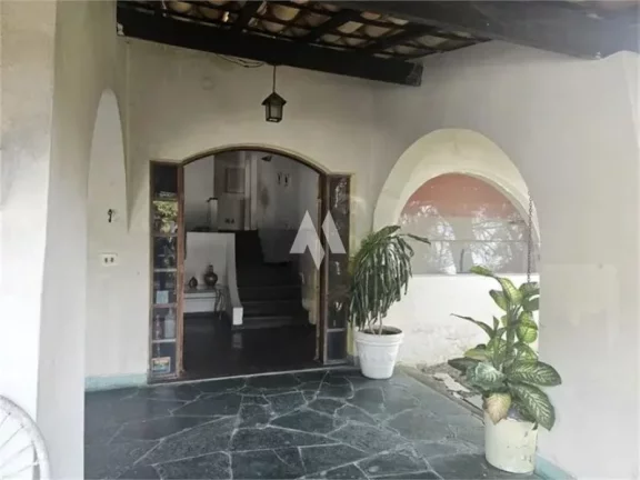 Imagem Casa / Resort com 3 dormitórios e 1 suíte em Condomínio - São Paulo