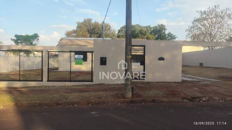 Imagem Casa com 3 dormitórios para alugar, 119 m² por R$ 2.200,00/mês - Vila de Furnas - Itumbiara/GO