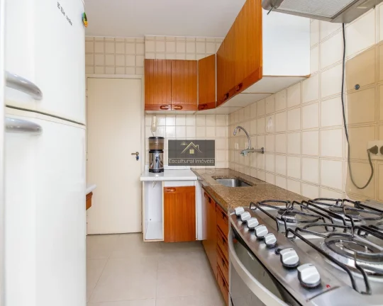 Imagem REGIÃO NOBRE BROOKLIN APARTAMENTO ESPAÇOSO 51,00 M 1 SUÍTE 1 VAGA SACADA PRECISA PEQUENA REFORMA COMÉRCIO VARIADO PRODUTOS SERVIÇOS PEQUENA CAMINHADA