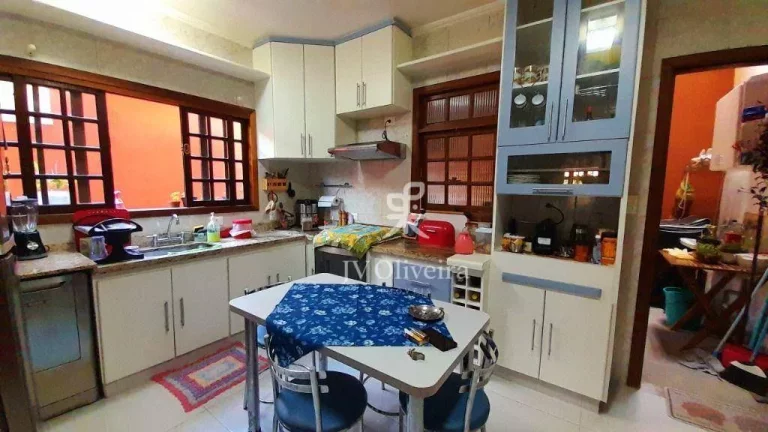 Imagem Casa com 3 suítes à venda, 174 m² por R$ 850.000 - Jardim das Vertentes - São Paulo/SP