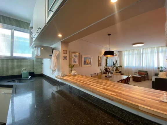 Imagem Apartamento com 3 dormitórios à venda, 131 m² por R$ 1.100.000 - Gonzaga - Santos/SP