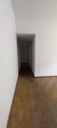 Imagem Vendo este lindo apto de 3 quartos no coração de Nova Friburgo.