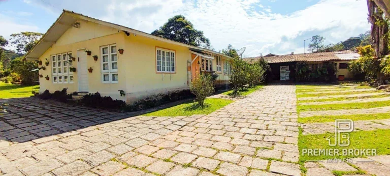 Imagem Casa com 5 dormitórios à venda, 620 m² por R$ 1.650.000 - Próximo a Albuquerque - Teresópolis/RJ