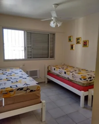 Imagem Apartamento à venda no Guarujá na Praia das Pitangueiras.