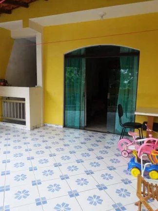 Imagem Sobrado com 4 dormitórios para alugar, 240 m² por R$ 2.400/mês - Parque Gerassi - Santo André/SP
