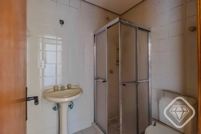 Imagem Casa aconchegante em condomínio no coração da Zona Sul de Porto Alegre.

Brilhante Imóveis apres...