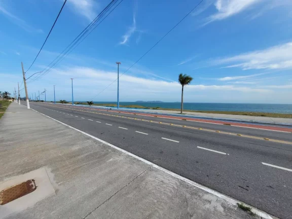 Imagem Terreno frente para praia de Itaipuaçu.