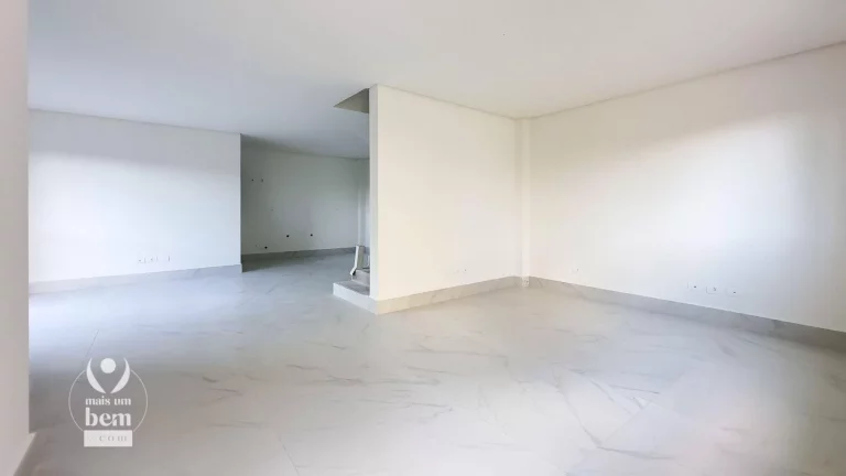 Imagem Sobrado com 3 quartos, 1 Suíte, 150 m², à venda por R$ 865.000