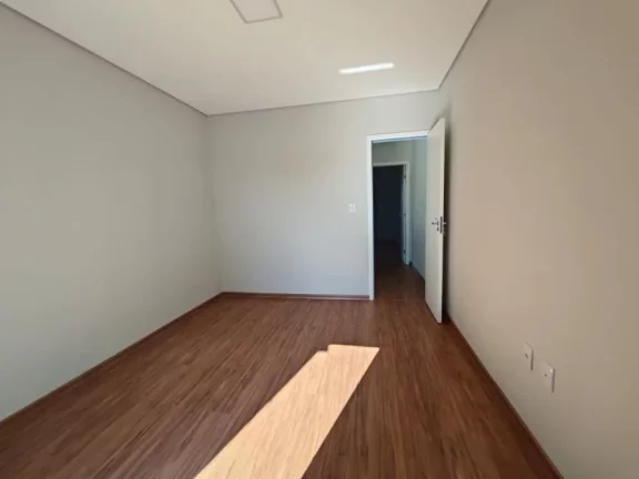 Imagem Sobrado Recém Construído - Geminados em Sorocaba
