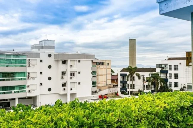 Imagem Cobertura com 3 dormitórios à venda, 250 m² por R$ 1.650.000,00 - Canasvieiras - Florianópolis/SC
