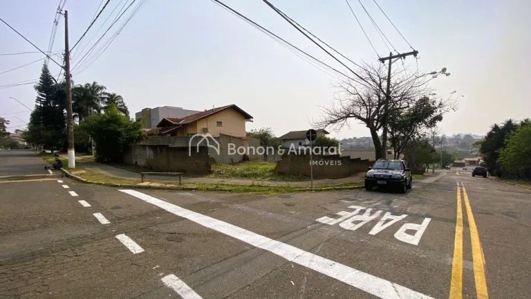 Imagem Apresentamos uma oportunidade única de adquirir um terreno de 538 m² em um dos loteamentos mais de...