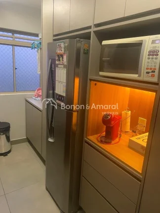 Imagem Apartamento com 3 quartos reformado e mobiliado em andar alto no condomínio Villaggio di Roma na Ch...