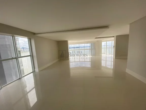 Imagem Excelente apartamento frente mar em Balneário Camboriú.