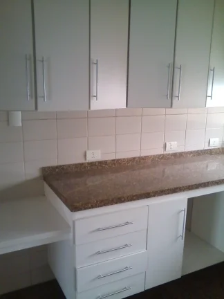 Imagem Apartamento 130M², 3Q, 1 Suíte, 4 Banheiros, 2 Vagas, Varanda, Armários, Lavabo, Piscina, Playground, Salão de Festas, Dependência Completa de Serviço