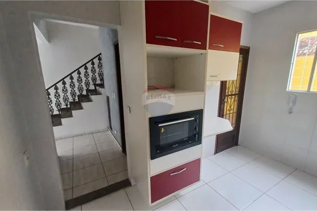 Imagem Casa em condomínio fechado,três dormitórios.