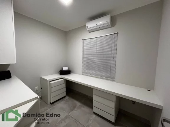 Imagem CASA COM 4 DORMS SENDO 2 SUITES, HORTO STO ANTONIO JUNDIAI, ACEITA TROCA