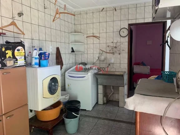 Imagem Casa à venda 5 Quartos, 1 Suite, 2 Vagas, 200M², Vila Palmares, Santo André - SP