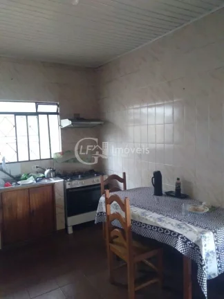 Imagem Casa de 4 quartos à Venda no Parque Residencial Rita Vieira, Campo Grande-MS - 140m² - 2 vagas de garagem