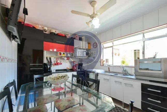 Imagem Imperdível oportunidade: Casa à venda na Vila Mariana, São Paulo-SP, com 4 quartos, 1 suíte, 2 salas, 4 banheiros, 2 vagas e 350m².